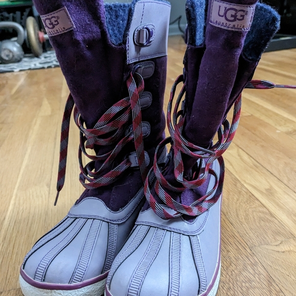 UGG snow boot women's size 7 - Picture 5 of 6